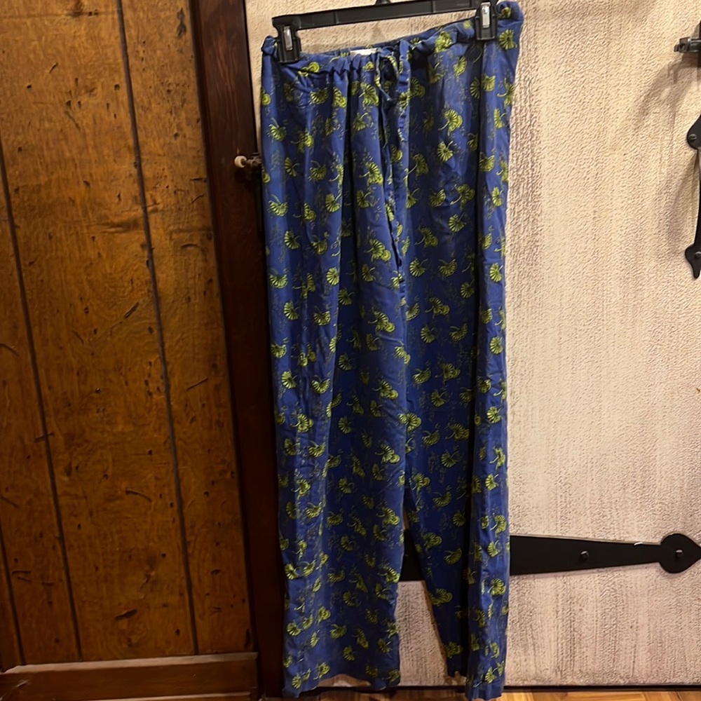 Silk Pants w/Ginko leaf pattern